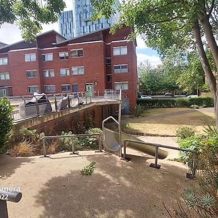 Central Apartment, Kings Cross 6 Mins Walk Лондон Екстериор снимка