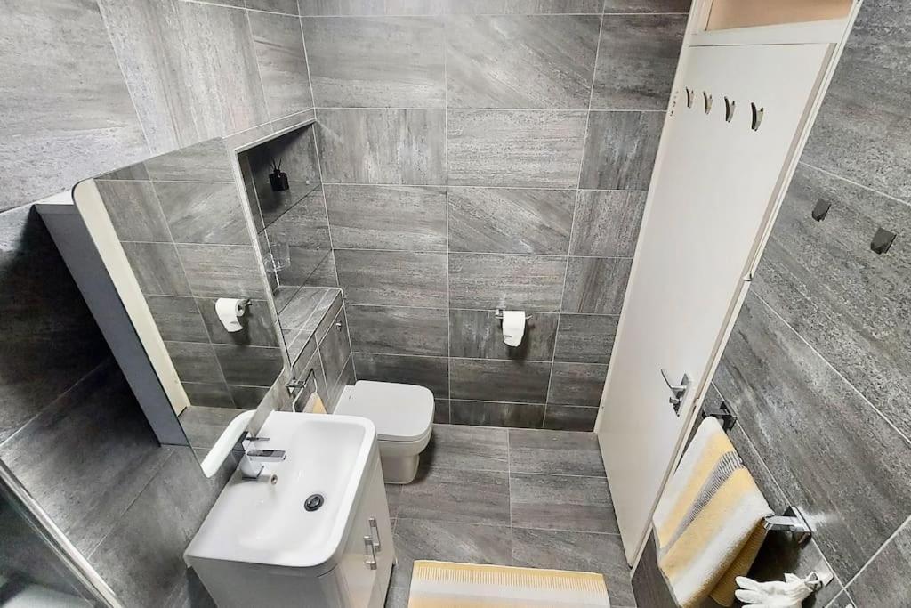 Central Apartment, Kings Cross 6 Mins Walk Лондон Екстериор снимка